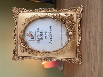 Klasik Hediyelik Çiçekli Gold Çerçeve