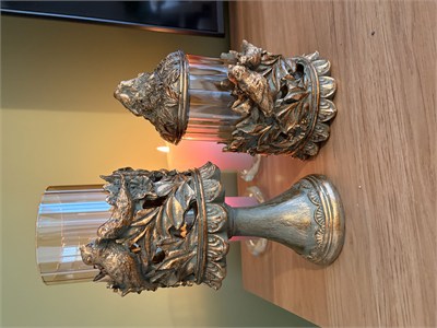 Kuşlu Ayaklı ve Kapaklı Dekoratif Cam Mumluk & Şekerlik Seti – Haki Yeşil Altın Eskitme 2li Şamdan & Kavanoz (27x12 cm & 23x12 cm)