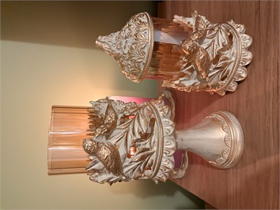 Kuşlu Ayaklı ve Kapaklı Dekoratif Cam Mumluk & Şekerlik Seti – Krem Altın Varak Eskitme 2li Şamdan & Kavanoz (27x12 cm & 23x12 cm)