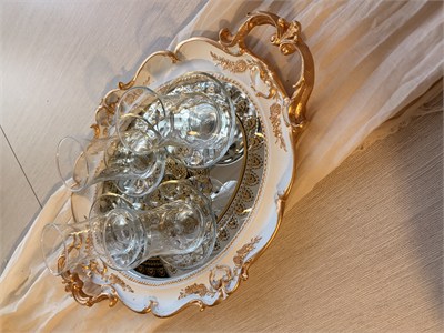 Oval Aynalı Kulplu Dekoratif Tepsi / Sunumluk – Beyaz & Altın Yaldızlı