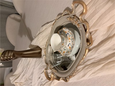 Küçük Oval Aynalı Kulplu Dekoratif Tepsi – Vizon & Altın Varaklı (37x21 cm)