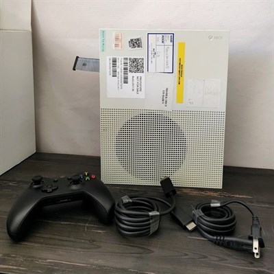 XBox One S - Prototype