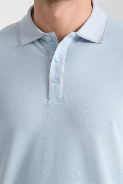 Erkek Çekmeyen 100% Pamuklu Kumaş Slim Fit Dar Kesim Açık Mavi Kıvrılmaz Polo Yaka Tişört