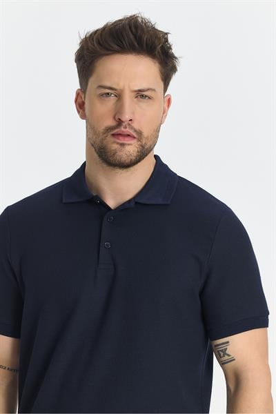 Erkek Çekmeyen 100% Pamuklu Kumaş Slim Fit Dar Kesim Lacivert Kıvrılmaz Polo Yaka Tişört