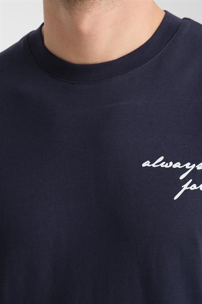Erkek Lacivert %100 Pamuk Slim Fit Bisiklet Yaka Always Forward Serisi Tişört