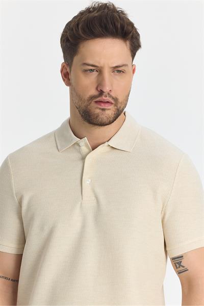 Nikol Erkek Bej Likralı Pamuk Karışımlı Melanj Efektli Slim Fit Kıvrılmaz Yaka Polo Yaka T-Shirt
