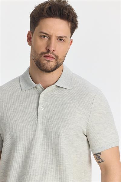 Nikol Erkek Gri Likralı Pamuk Karışımlı Melanj Efektli Slim Fit Kıvrılmaz Yaka Polo Yaka T-Shirt