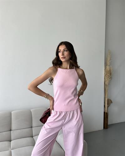 ASKILI ARKASI FİYONK DETAYLI TRİKO BLUZ - PEMBE