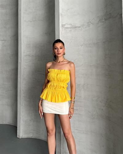 Büzgü detaylı straplez bluz - Sarı