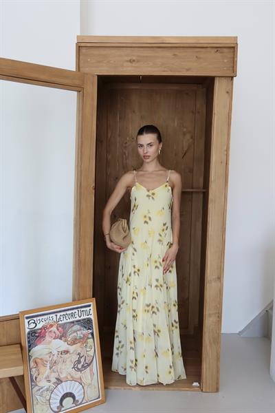 ÇİÇEK DESENLİ ŞİFON ELBİSE