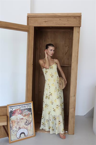 ÇİÇEK DESENLİ ŞİFON ELBİSE