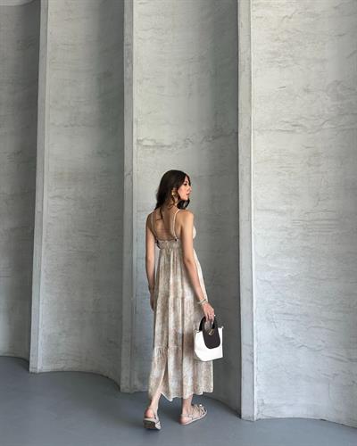 DESENLİ ŞİFON ELBİSE - PUDRA 