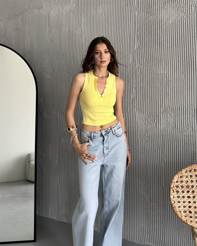 YIKAMA EFEKTLİ CROP TOP - SARI