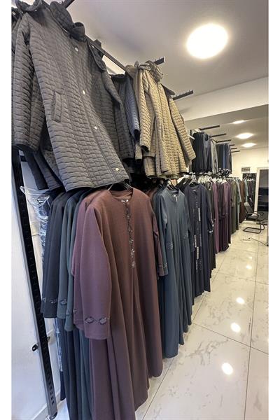 KOLU LAZER KESİMLİ TAŞLI ATLAS KUMAŞ KIŞLIK FERACE