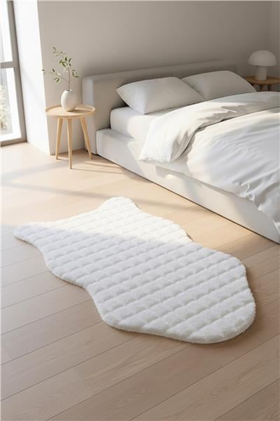 Buble Beyaz Saggy Makinede Yıkanabilir Peluş Post Halı