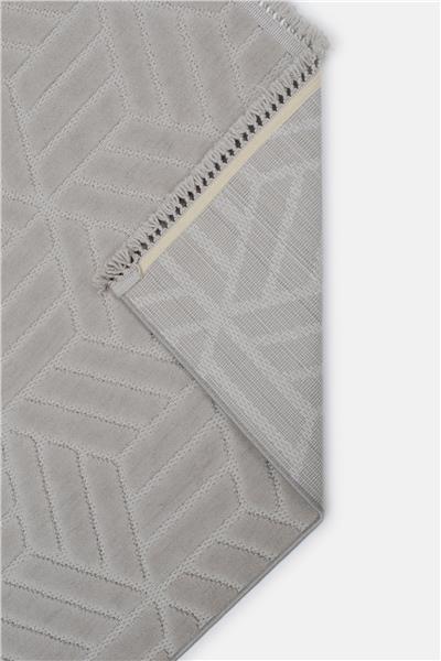 Gri Kabartmalı Motif Desenli Petra Halı