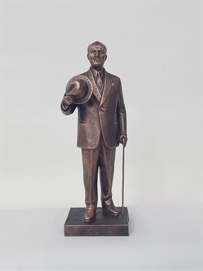 Atatürk Şapkalı Heykel Özel Tasarım