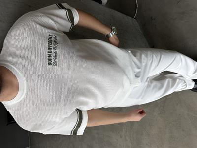 Beyaz Born Nakışlı Örme Kısa Kol T-Shirt