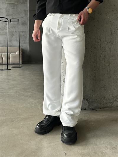 Beyaz Çift Pileli Premium Kumaş Baggy Pantolon