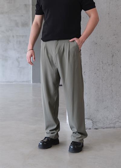 Haki Pileli Baggy Kumaş Pantolon