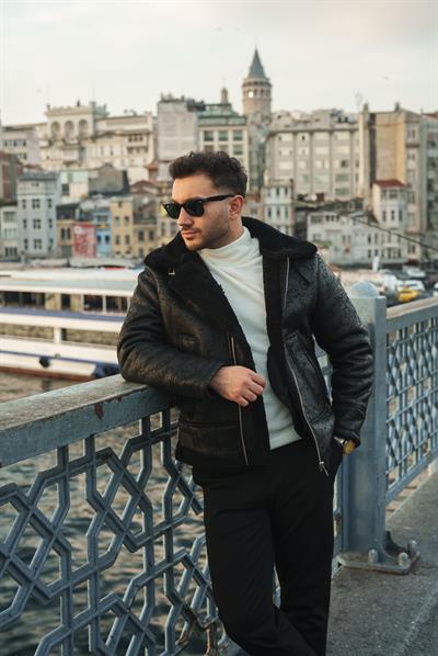 Siyah Nappa Deri Kürklü Mont
