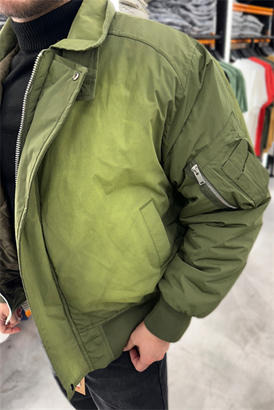 Renk Geçişli Haki İçi Dolgulu Bomber Mont