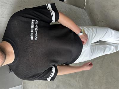 Siyah Born Nakışlı Örme Kısa Kol T-Shirt