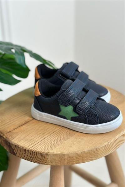 %100 Deri, Lacivert Yıldız Detaylı Ortopedik Taban Sneaker