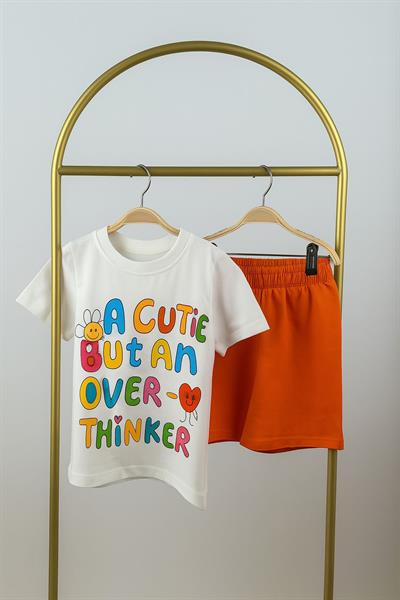 A Cutie But An Over Thinker Baskılı Şortlu Takım