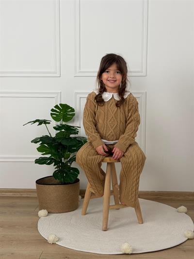 Dantel İşlemeli Triko Takım