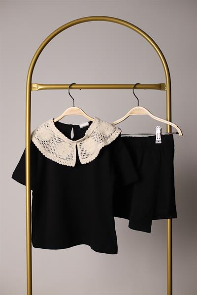 Dantel Yaka Detaylı Şortlu Takım