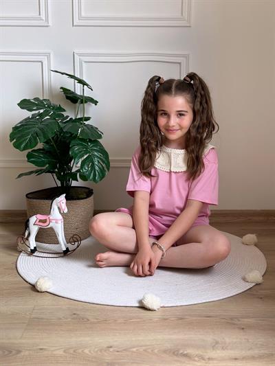 Dantel Yaka Detaylı Şortlu Takım