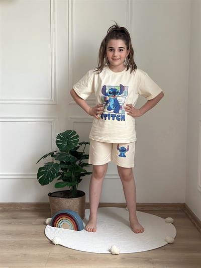 Krem Rengi Üzeri Renkli Stitch Şortlu Takım