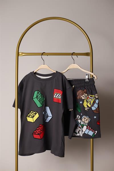 Lego Play Sırt Baskılı Şortlu Takım