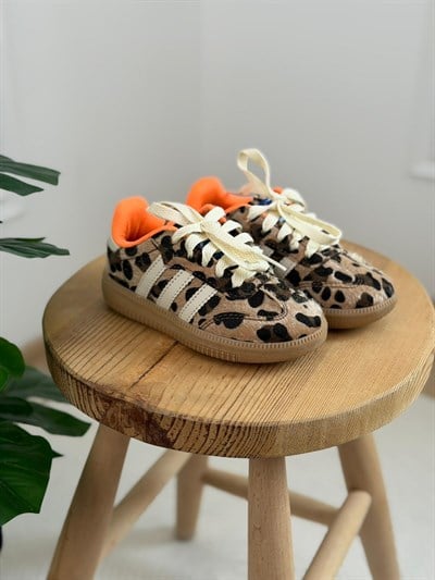 Leopar Spor Logolu Ayakkabı