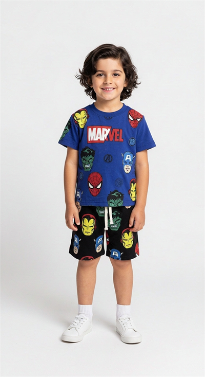 Marvel Karakterli Şortlu Takım