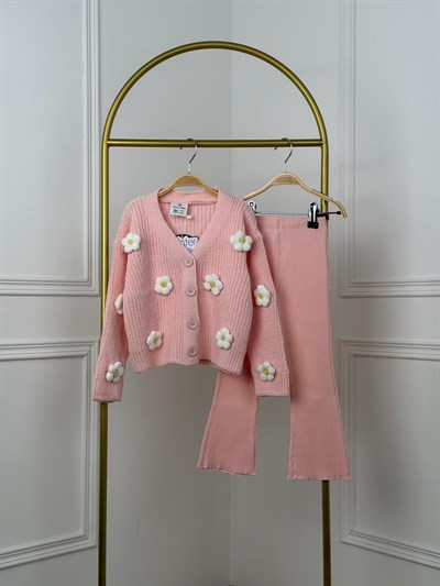 Papatya Desenli Triko