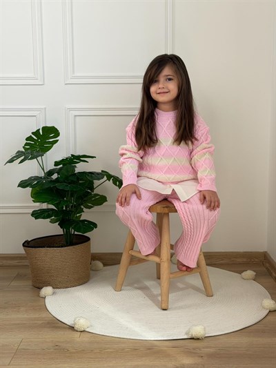 Pembe Çizgili Triko Takım