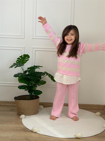 Pembe Çizgili Triko Takım