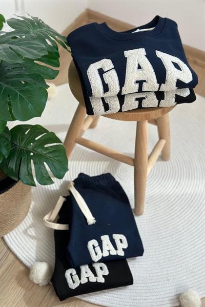 Punch İşlemeli Gap Eşofman Takımı