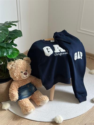 Punch İşlemeli Gap Eşofman Takımı