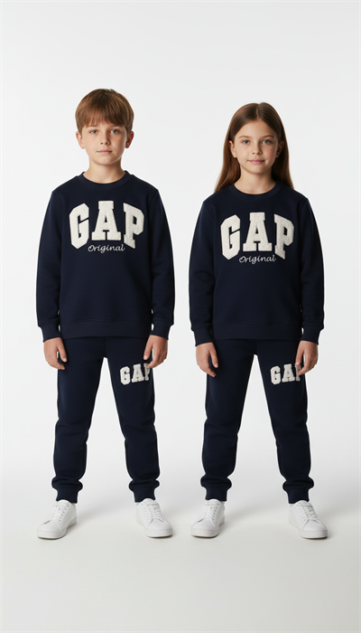 Punch İşlemeli Gap Eşofman Takımı