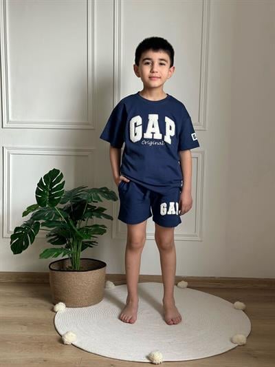 Punch İşlemeli Gap Şortlu Takım