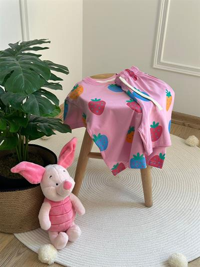 Renkli Çilek Detaylı Şortlu Takım