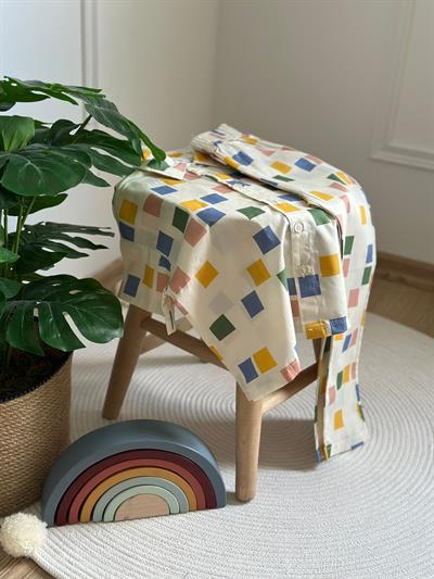 Renkli Kareli Düğme Detaylı Takım