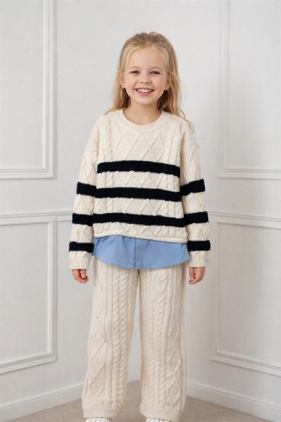 Siyah Çizgili Triko Takım