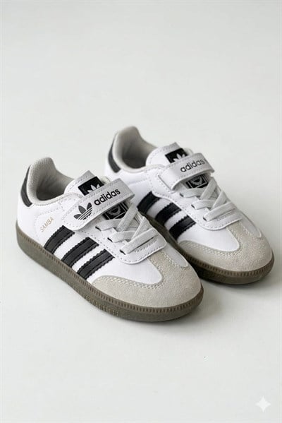 Spor Logolu Ayakkabı