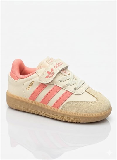 Spor Logolu Ayakkabı