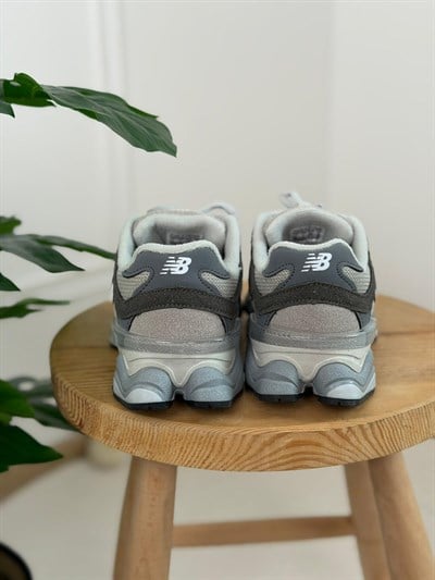 Unisex Spor Logolu Ayakkabı
