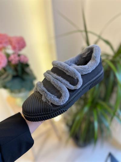 %100 Deri Peluş Detaylı Çıtçıtlı Kadın Sneaker Lacivert
